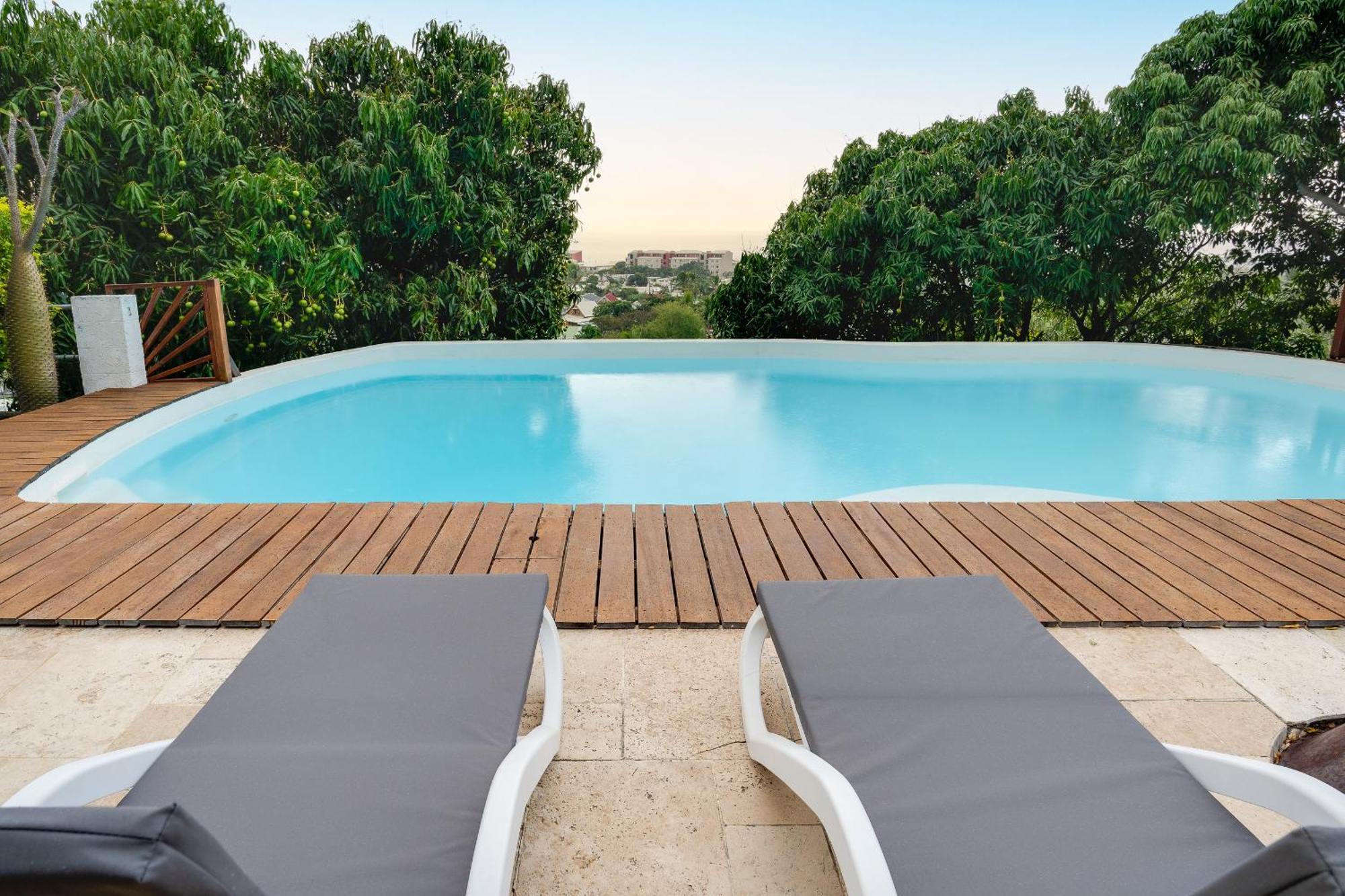 Villa Oasis La Possession Exteriör bild