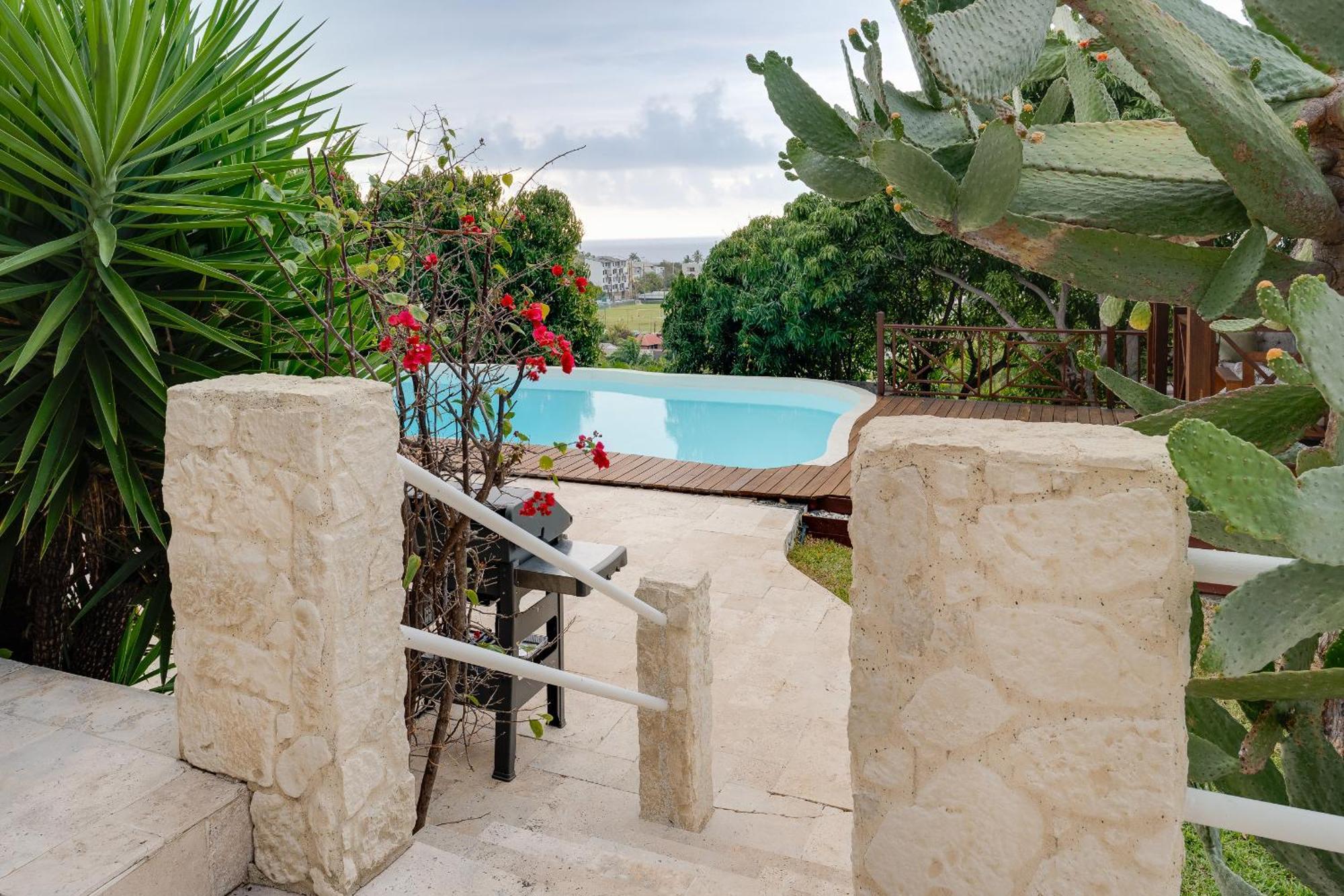 Villa Oasis La Possession Exteriör bild